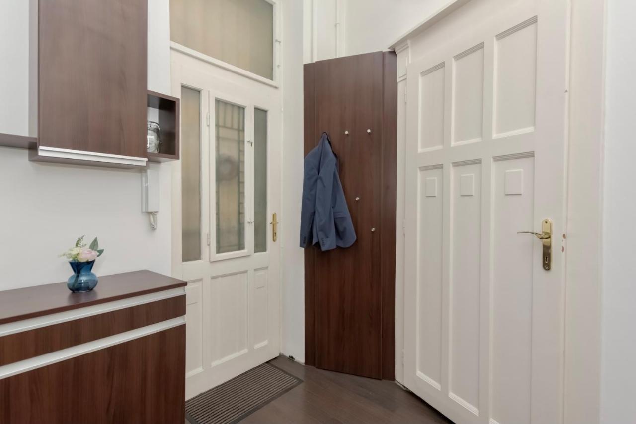 Corvina Apartment Budapest With Free Private Parking Luaran gambar